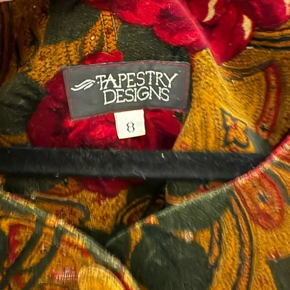 Vintage Tapestry Design Red Yellow Green Floral Velvet Blazer Button Grandmacore
